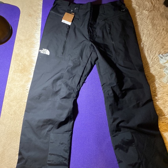 NWT North Face Men's Waterproof Snow Pants - Picture 5 of 5
